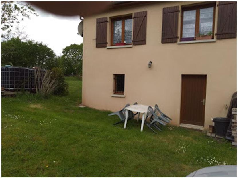 Apartament Chez Yannick Oradour-sur-Glane Zewnętrze zdjęcie